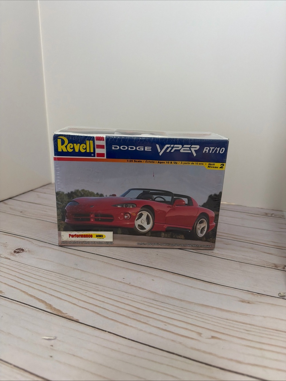 Revell Dodge Viper RT/10 85-6260 Model 1/25 Kit 1998 Mopar Factory Sealed new